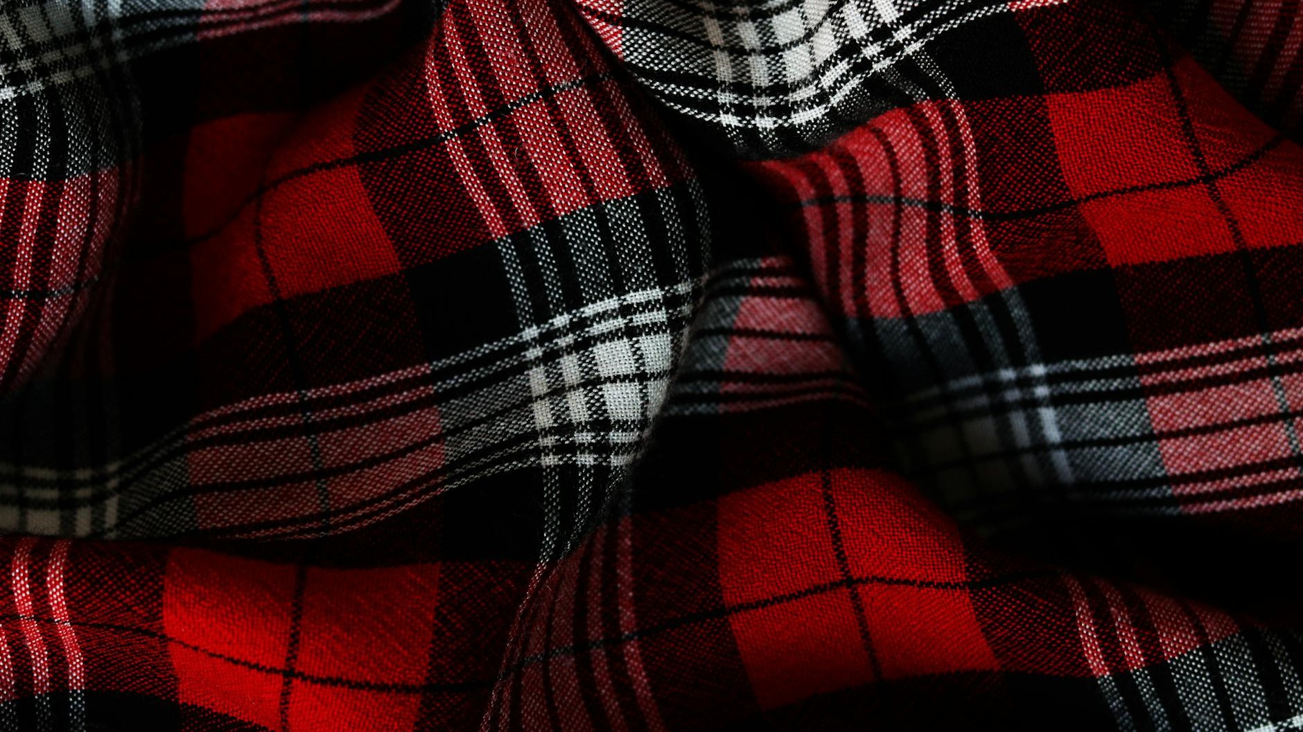 Das indische Karomuster, das gerade Leinen verdrängt – und fast nichts kostet