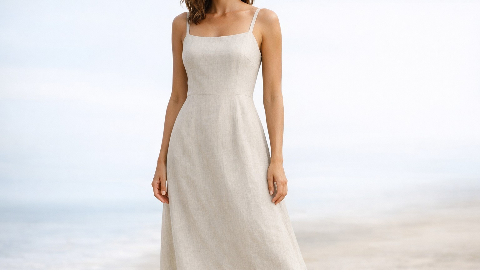 Ein Sommerkleid, drei Leben: Vom Büro zum Strand bis zum eleganten Abendessen